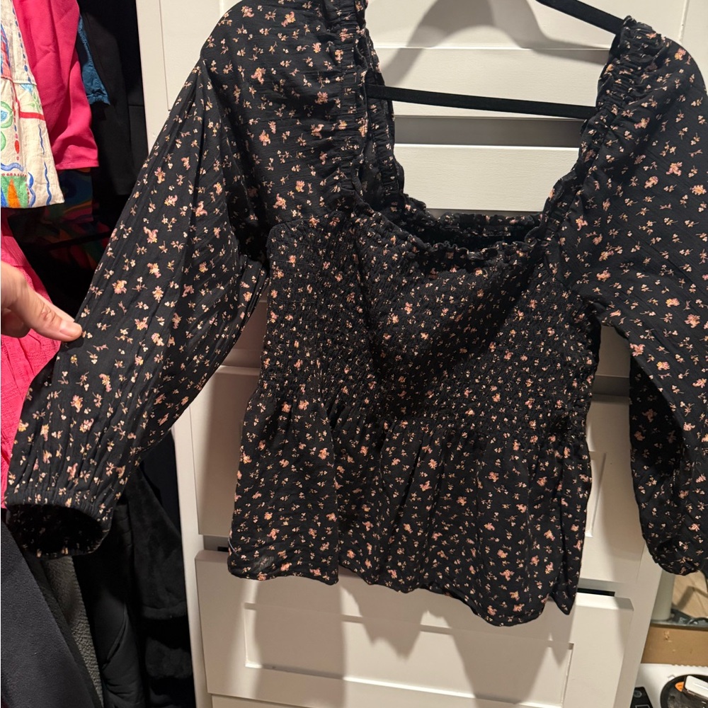 Like New Madewell Georgette Lucie Bubble-Sleeve Smocked Top in Stem Scatter 4
